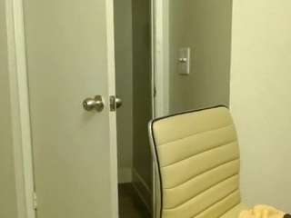 yourobsessionn webcam