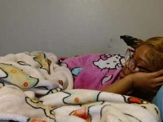 Checkout Yourobsessionn's amazing live show for captivating hotness yourobsessionn from CamSoda