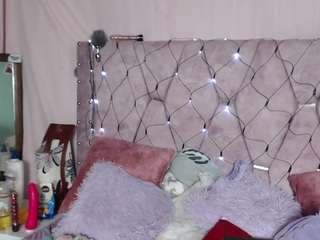 andromedashine Live Webcam on CamSoda