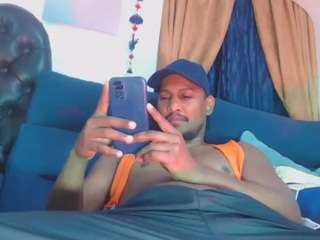 elcaballeronegro's CamSoda show and profile