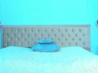  kuky-curly chat room