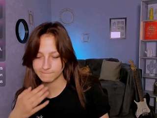 laura-queen