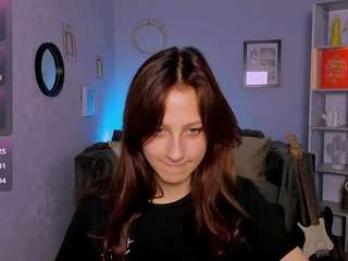laura-queen
