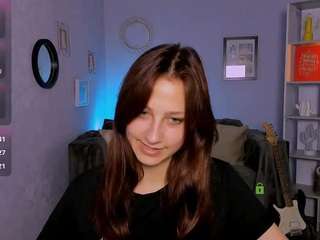 laura-queen