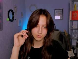laura-queen