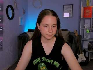 laura-queen