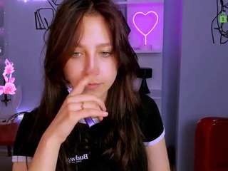 laura-queen