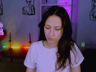 laura-queen