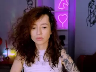 laura-queen's Live Sex Cam Show