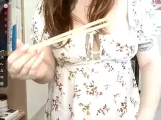 MaxineBarrick's Live Sex Cam Show