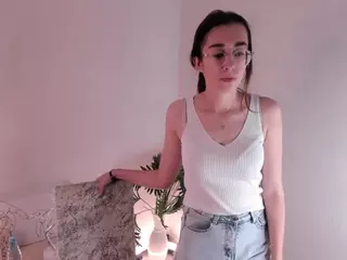 OdetteBooby's Live Sex Cam Show