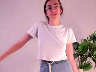 OdetteBooby's Live Sex Cam Show
