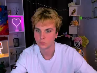 ben-tobias's Live Sex Cam Show