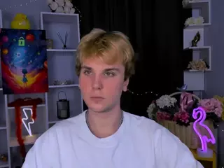 ben-tobias's Live Sex Cam Show