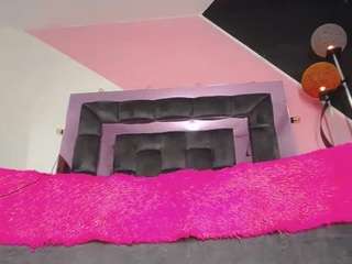 BRUNETELIA-SEXX