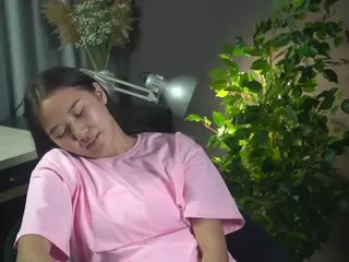 EadlinDenmark's Live Sex Cam Show