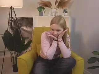 GlennaHartford's Live Sex Cam Show