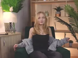 GlennaHartford's Live Sex Cam Show