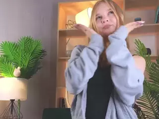 GlennaHartford's Live Sex Cam Show
