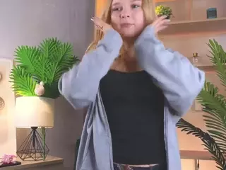GlennaHartford's Live Sex Cam Show