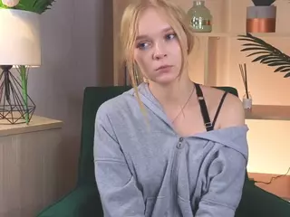GlennaHartford's Live Sex Cam Show