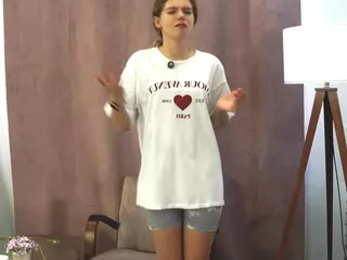 PrimroseEast's Live Sex Cam Show