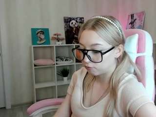 sara-peterson webcam