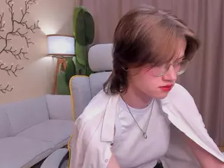 ElswythBramson's Live Sex Cam Show