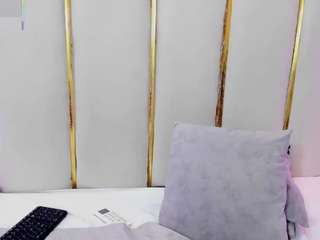  sophyvalliant chat room