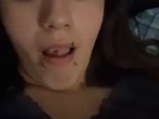 tkavibes's Live Sex Cam Show