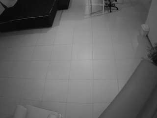 voyeurcam-jb-room-7's CamSoda show and profile