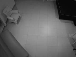 voyeurcam-jb-room-8's CamSoda show and profile