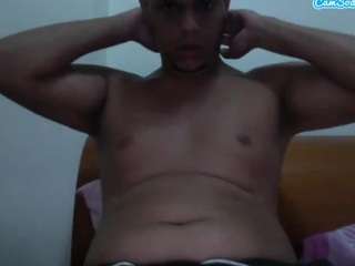 zeushorny10 webcam model