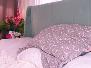 adele-vibe Live Webcam on CamSoda