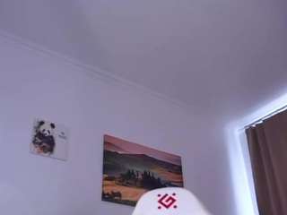 adele-vibe Live Webcam on CamSoda