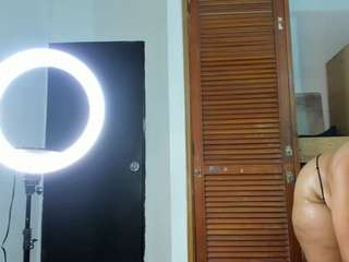 arielasm live webcam show