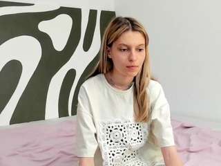bridgetgartrell webcam model