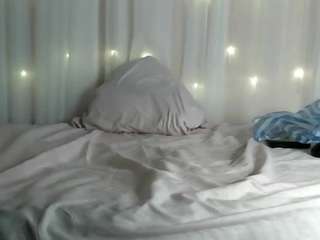 cristianenparis2... Live Webcam on CamSoda