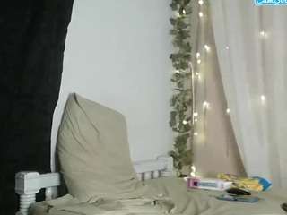 cristianenparis2... Live Webcam on {site_name}