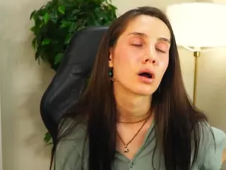 GemmaCompston's Live Sex Cam Show