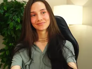 GemmaCompston's Live Sex Cam Show