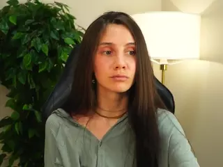 GemmaCompston's Live Sex Cam Show