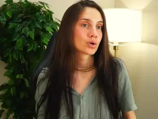 GemmaCompston's Live Sex Cam Show