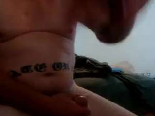 ilikehugeboobs361 webcam model