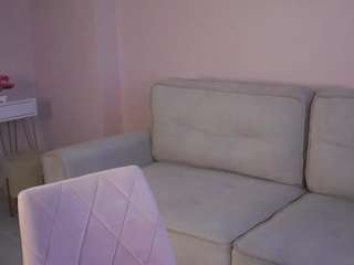 mariamfares's CamSoda show and profile