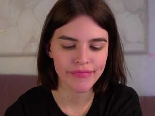 mariamfares live cam profile