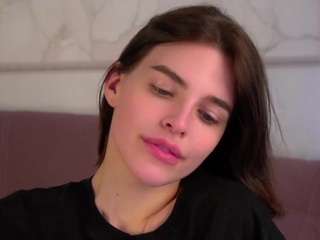 mariamfares live cam profile