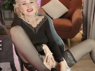 sandrakind webcam model