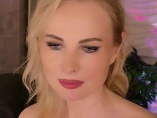 SandraKind live cam preview