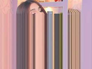 synne-g1ows Live Webcam on CamSoda